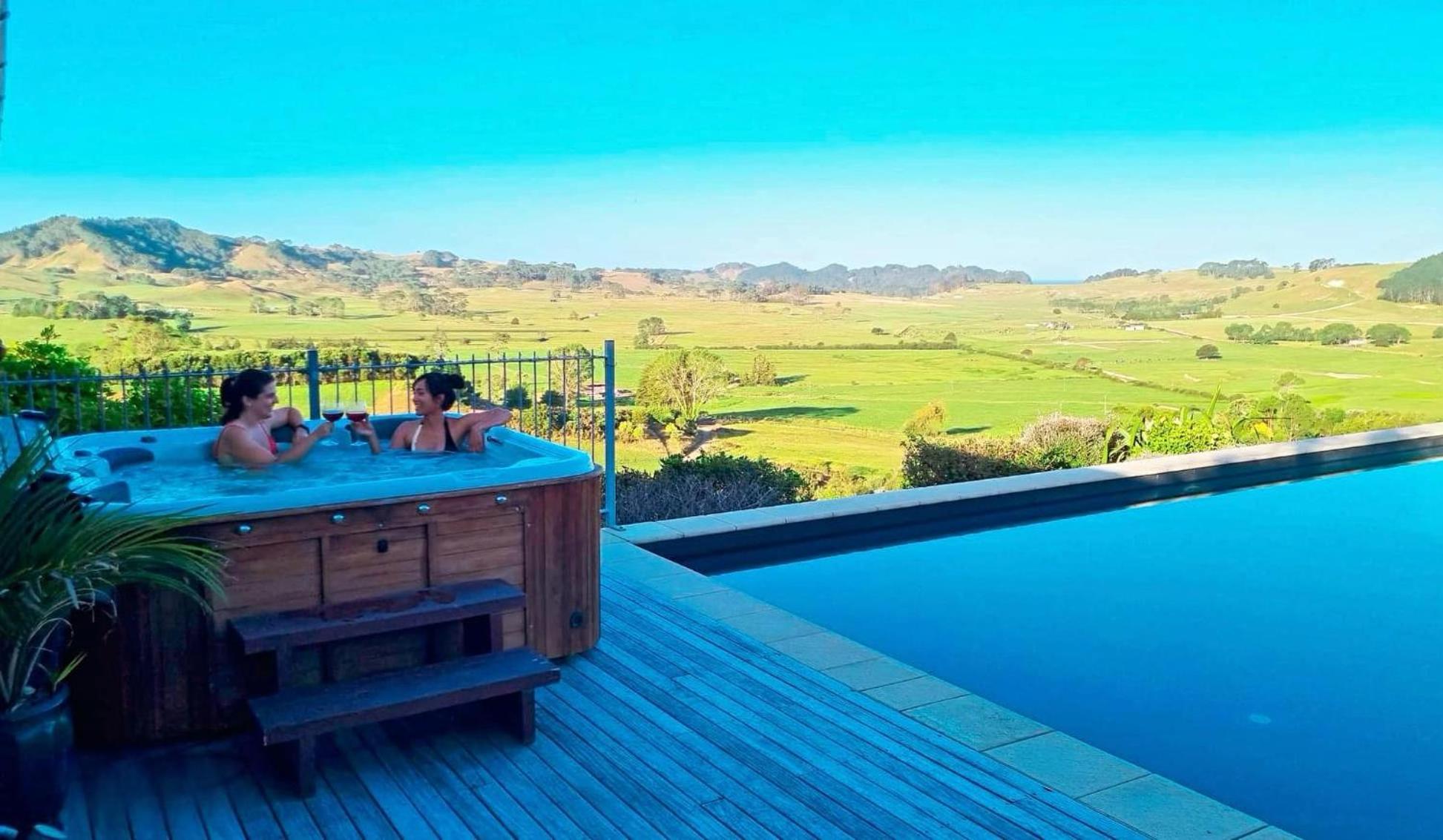 Luxury Country Retreat Leilighet Cooks Beach Eksteriør bilde